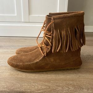 Minnetonka Lace-Up Fringe Ankle Boots